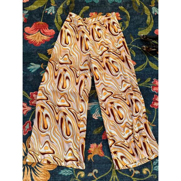 Glamorous wide leg high waisted trousers in marble print size US 10 - Picture 7 of 8